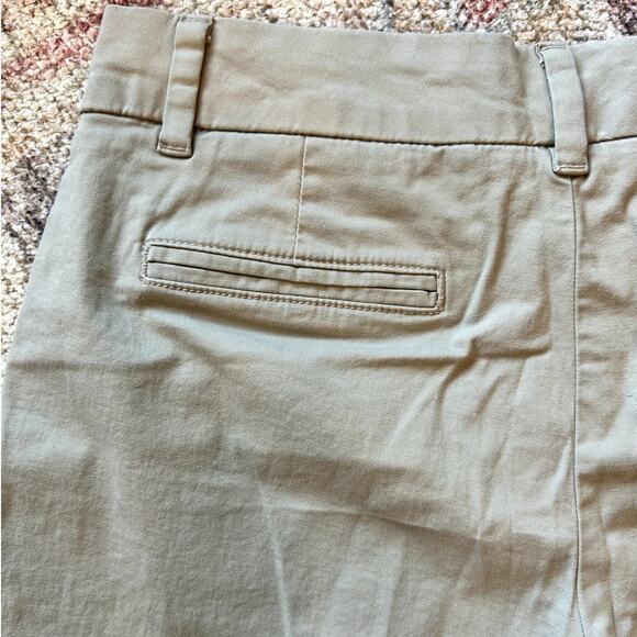 Tommy Hilfiger Women's Khaki Shorts Timeless Classic Preppy Casual Size 4 - Picture 6 of 12